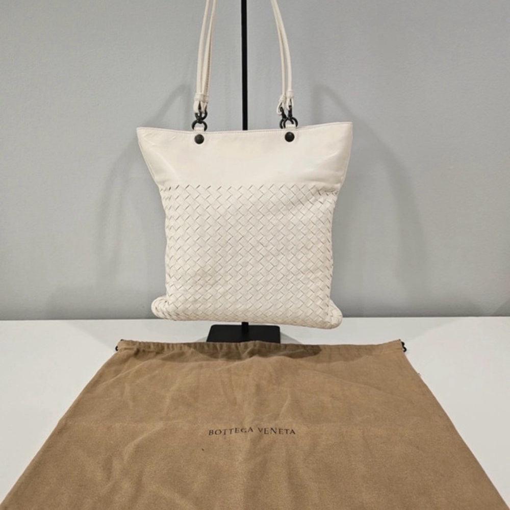 Bottega Veneta White Intrecciato Leather Tote Medium Size - Picture 2 of 16